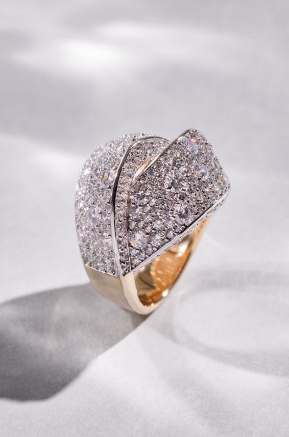 Joias em prata 925 para atacado e revenda – brincos, colares, pulseiras e anéis com banho de ouro 18k, banho de ródio e pedra zircônia.