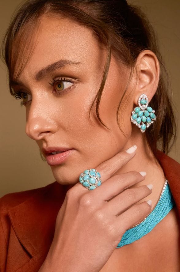 Coleção Bruma Grace&Co by Alinare: joias exclusivas em Prata 925, esculpidas à mão com pedras naturais como lápis-lázuli. Sofisticação em atacado de prata 925 para revenda