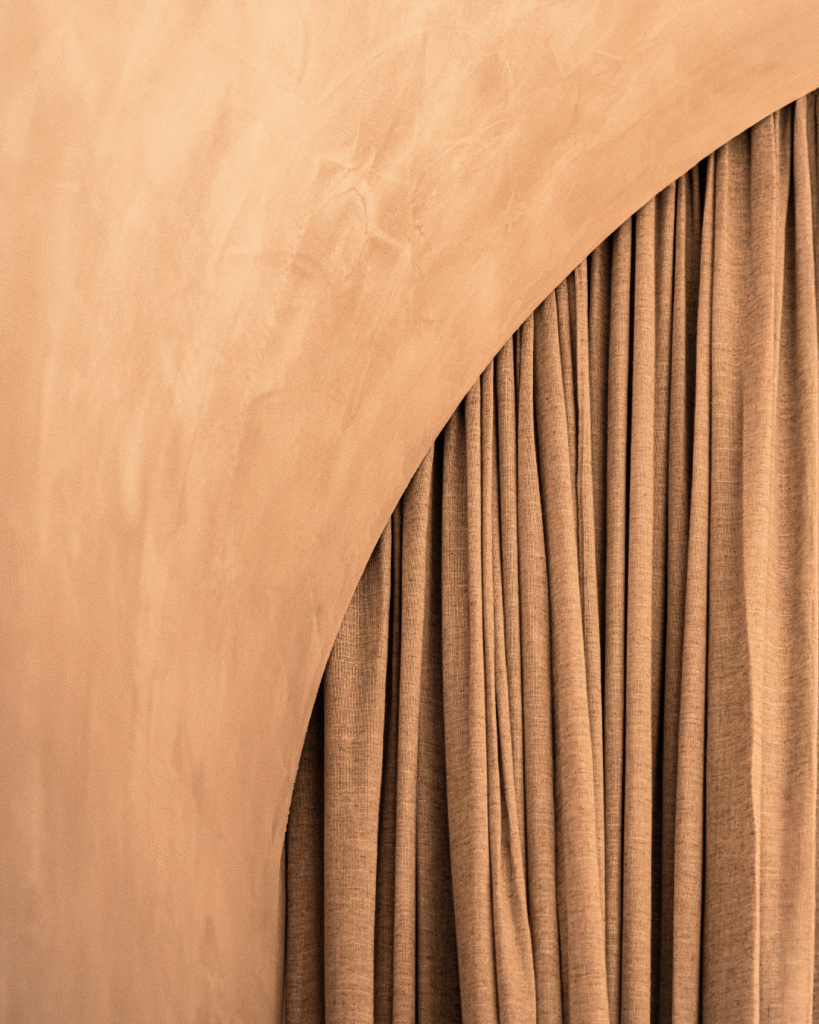 rebranding alinare showroom