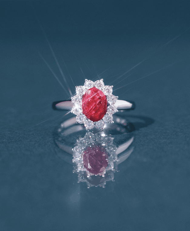 pedra preciosa rubi indiano