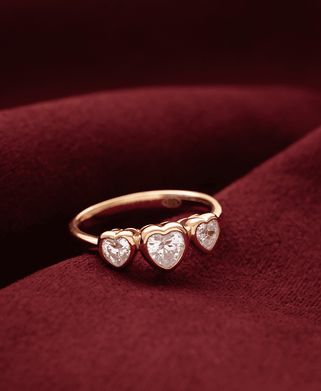 Anel motifs corações de zircônia